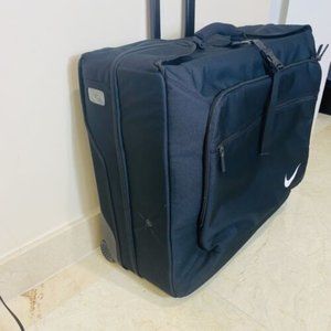Nike FiftyOne49 26" Cordura Equipment Roller Luggage Suitcase